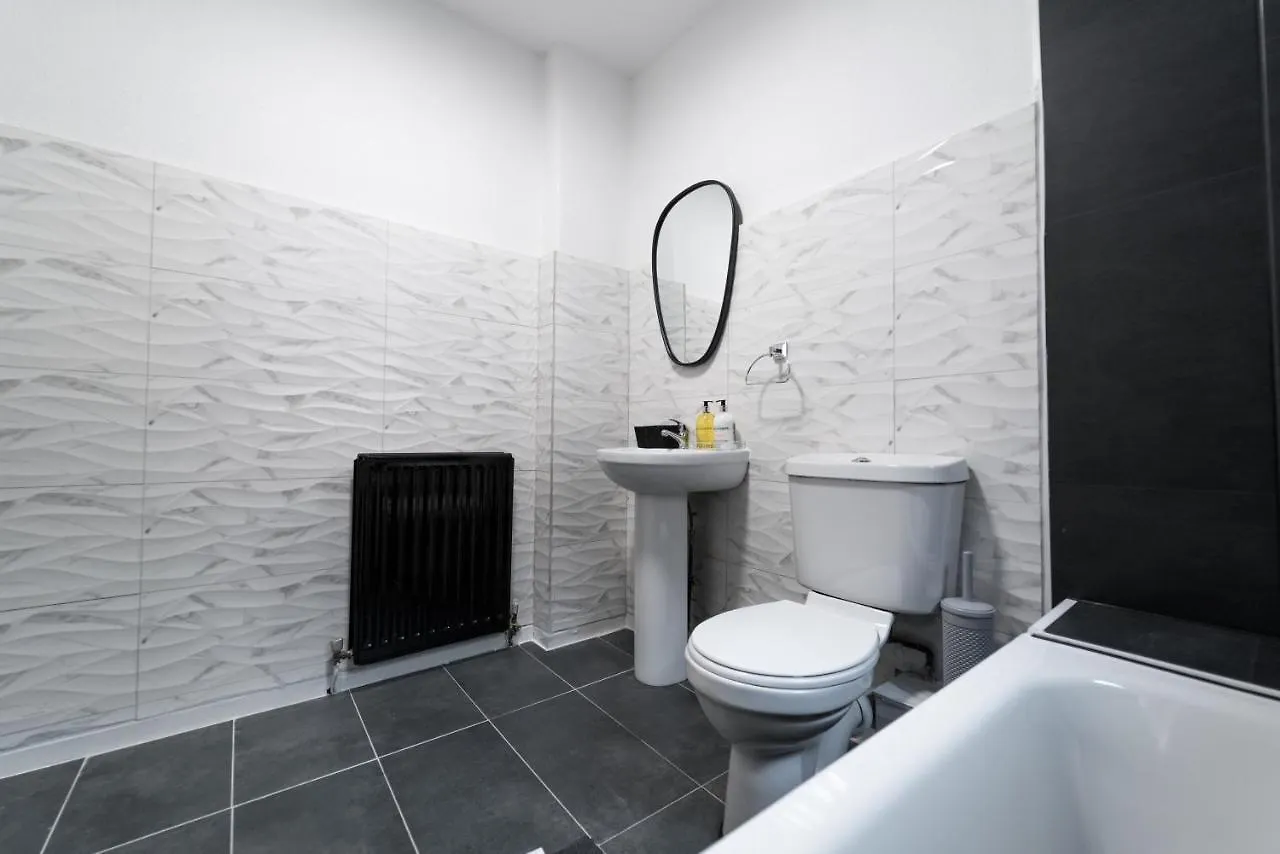 Modern Spacious 2Bedroom Apartment By Zone Newcastle-upon-Tyne