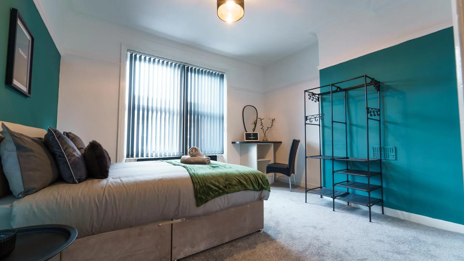 Modern Spacious 2Bedroom Apartment By Zone Newcastle-upon-Tyne